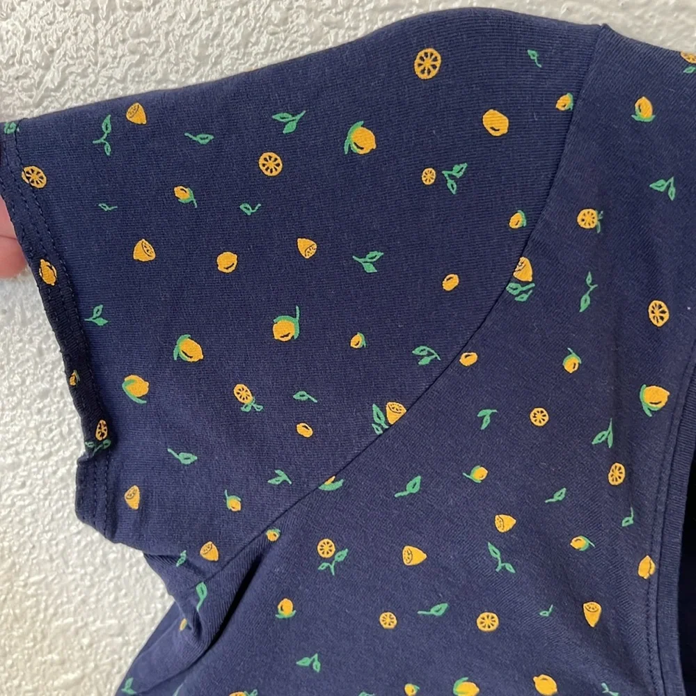 Navy Blue and Lemons Camaïeu Essentiel V-neck T-shirt Size Small - Picture 6 of 7
